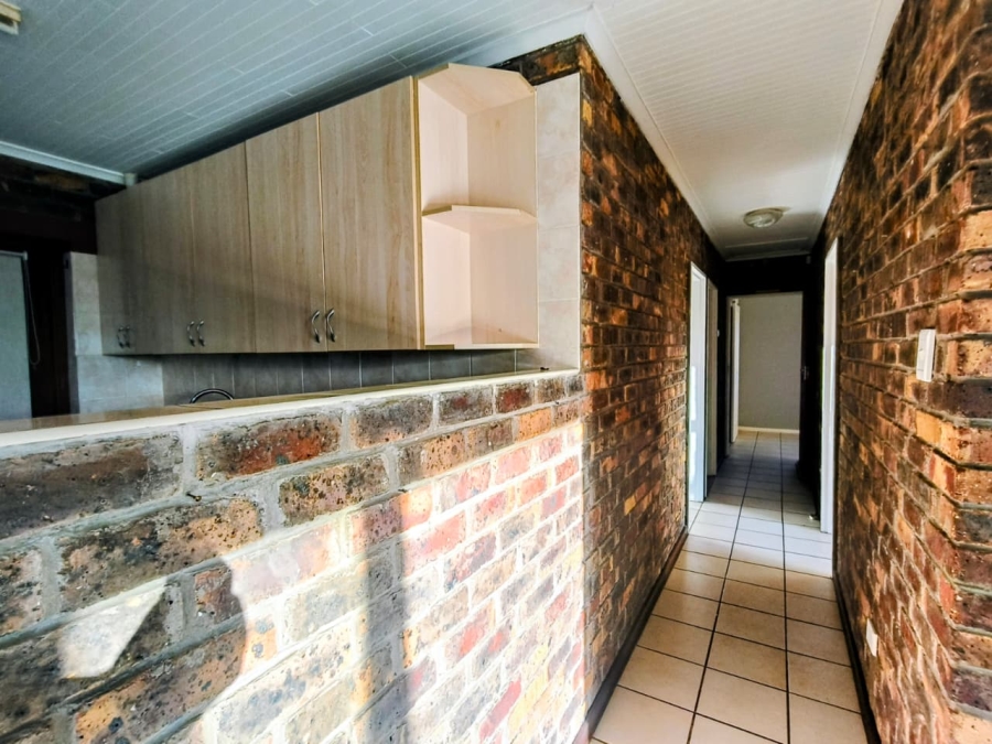 3 Bedroom Property for Sale in Wavecrest Eastern Cape